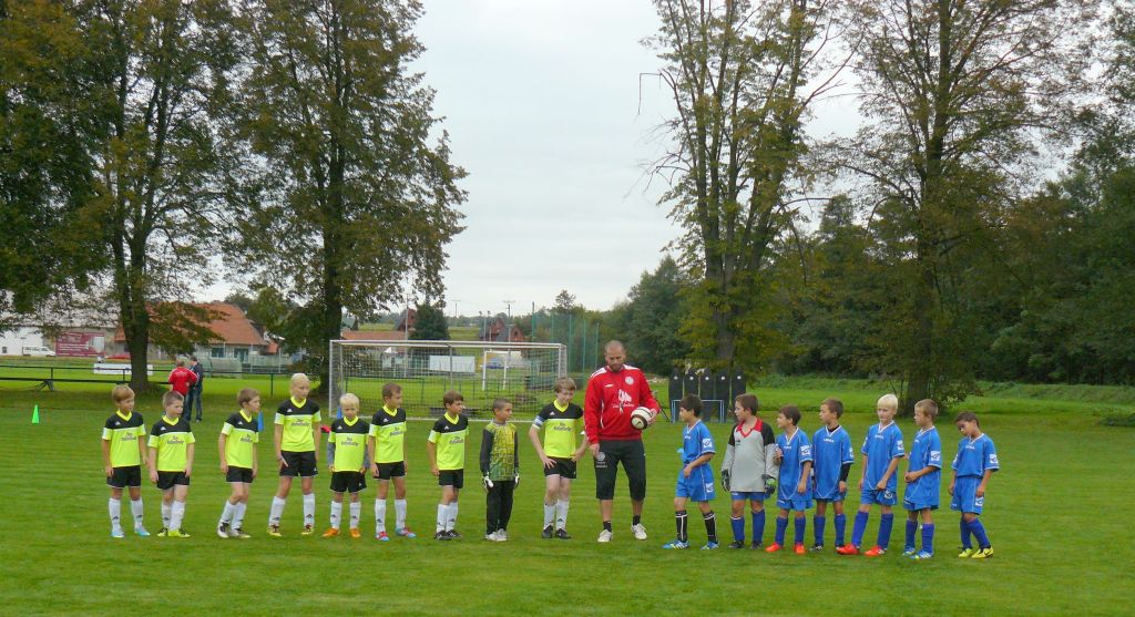 FK Sedmihorky-Martinice 25.9.2013 P1300830